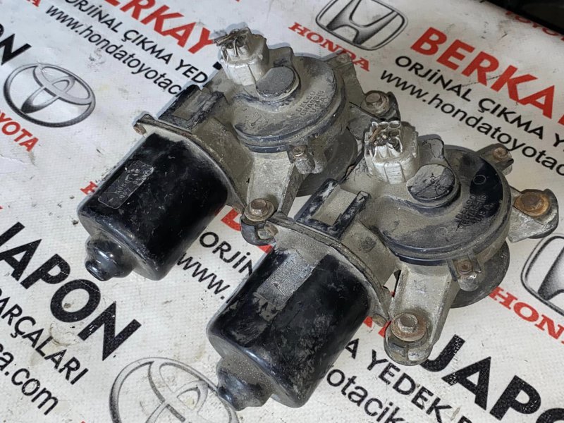 TOYOTA COROLLA 1993-1998 AE101 CAM SİLECEK MOTORU ORJİNAL ÇIKMA