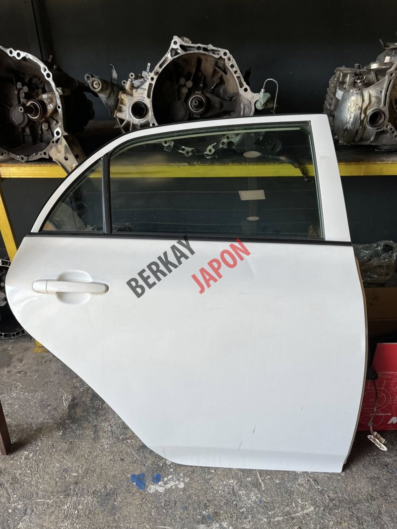 TOYOTA COROLLA 2007/2013 ORJİNAL ÇIKMA SAĞ ARKA KAPI
